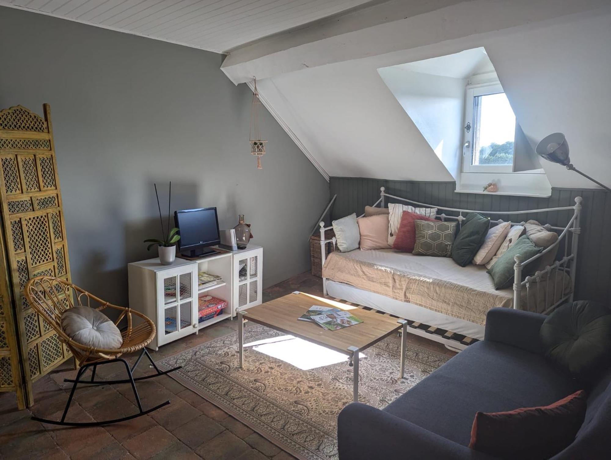 Appartement Des Hirondelles , Au Pied Du Chateau Chinon Bagian luar foto