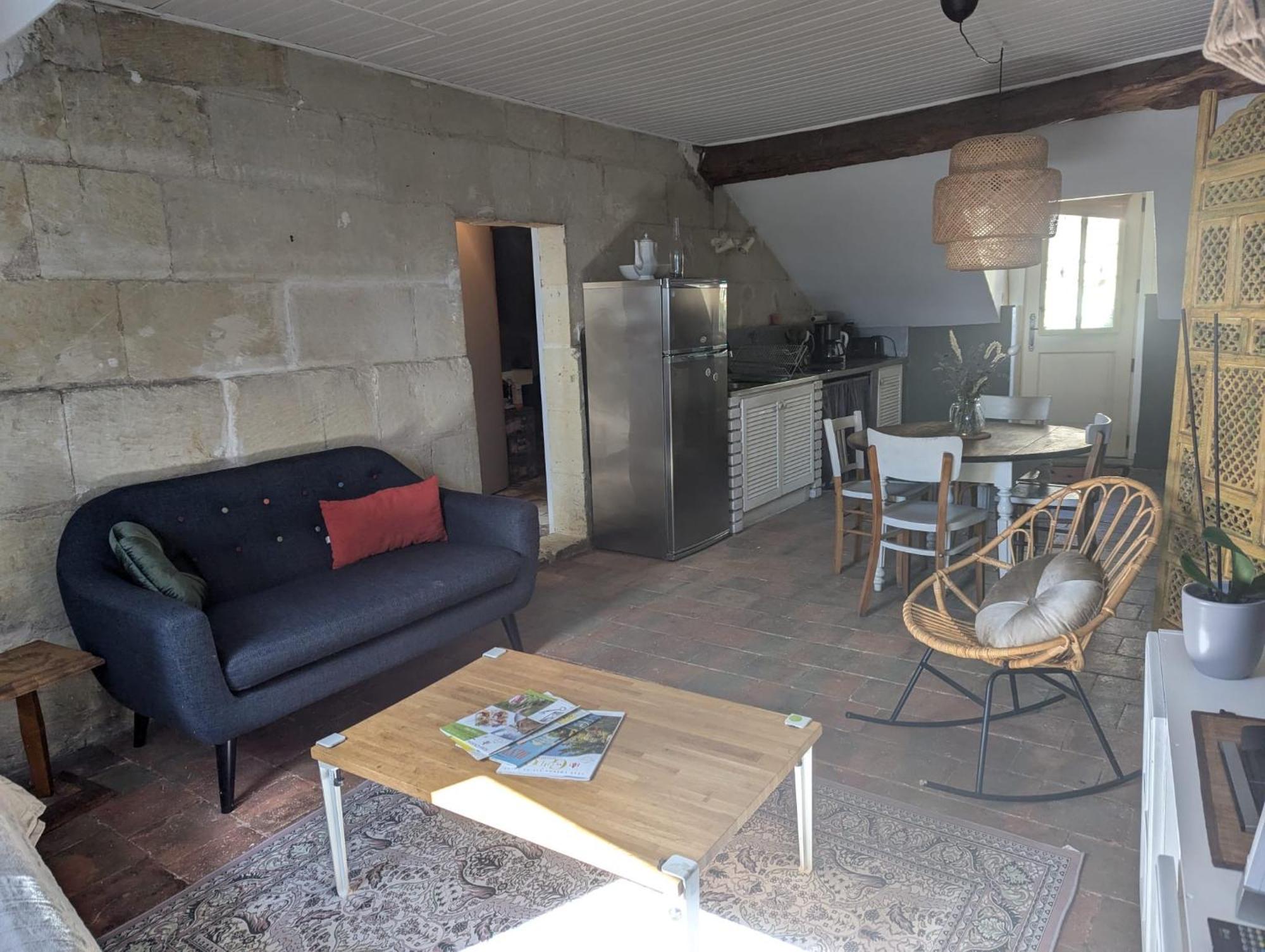 Appartement Des Hirondelles , Au Pied Du Chateau Chinon Bagian luar foto